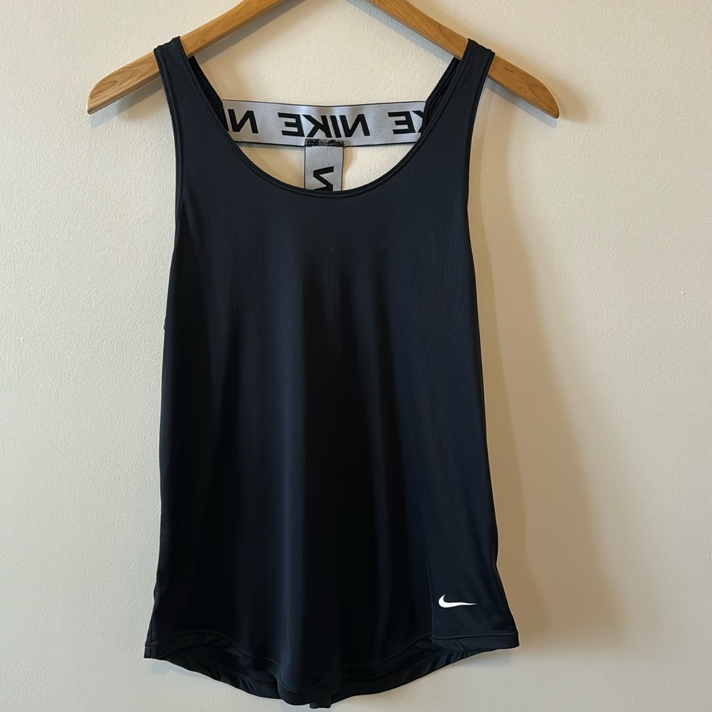 Nike Women’s Athletic Tank - Small